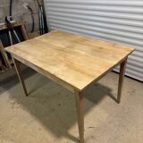 Bistro table