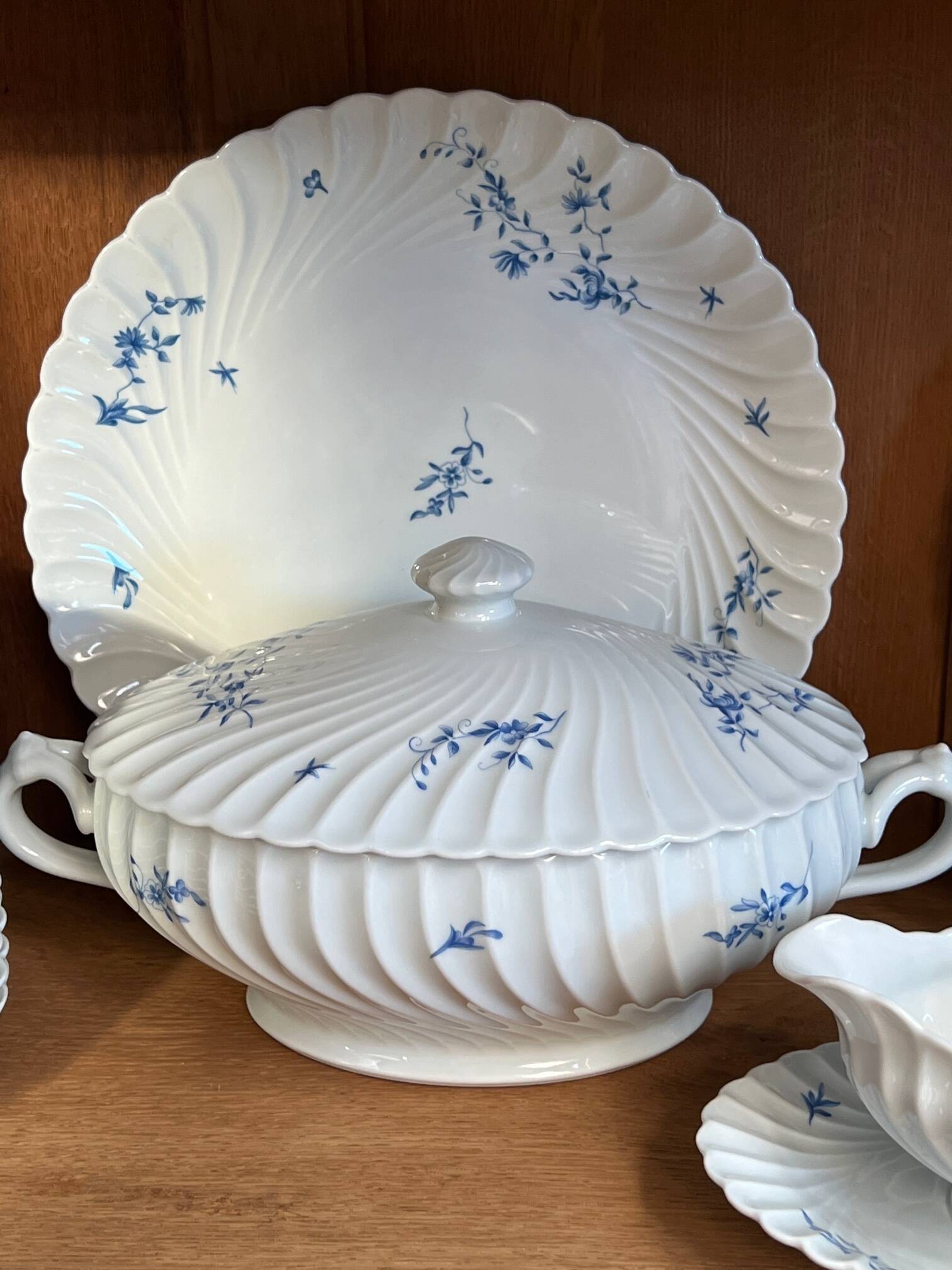 Haviland Limoges Porcelain Dinner and Coffee Service for 12