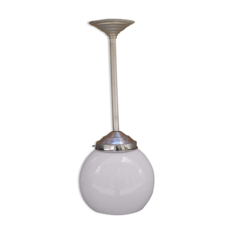 White globe suspension