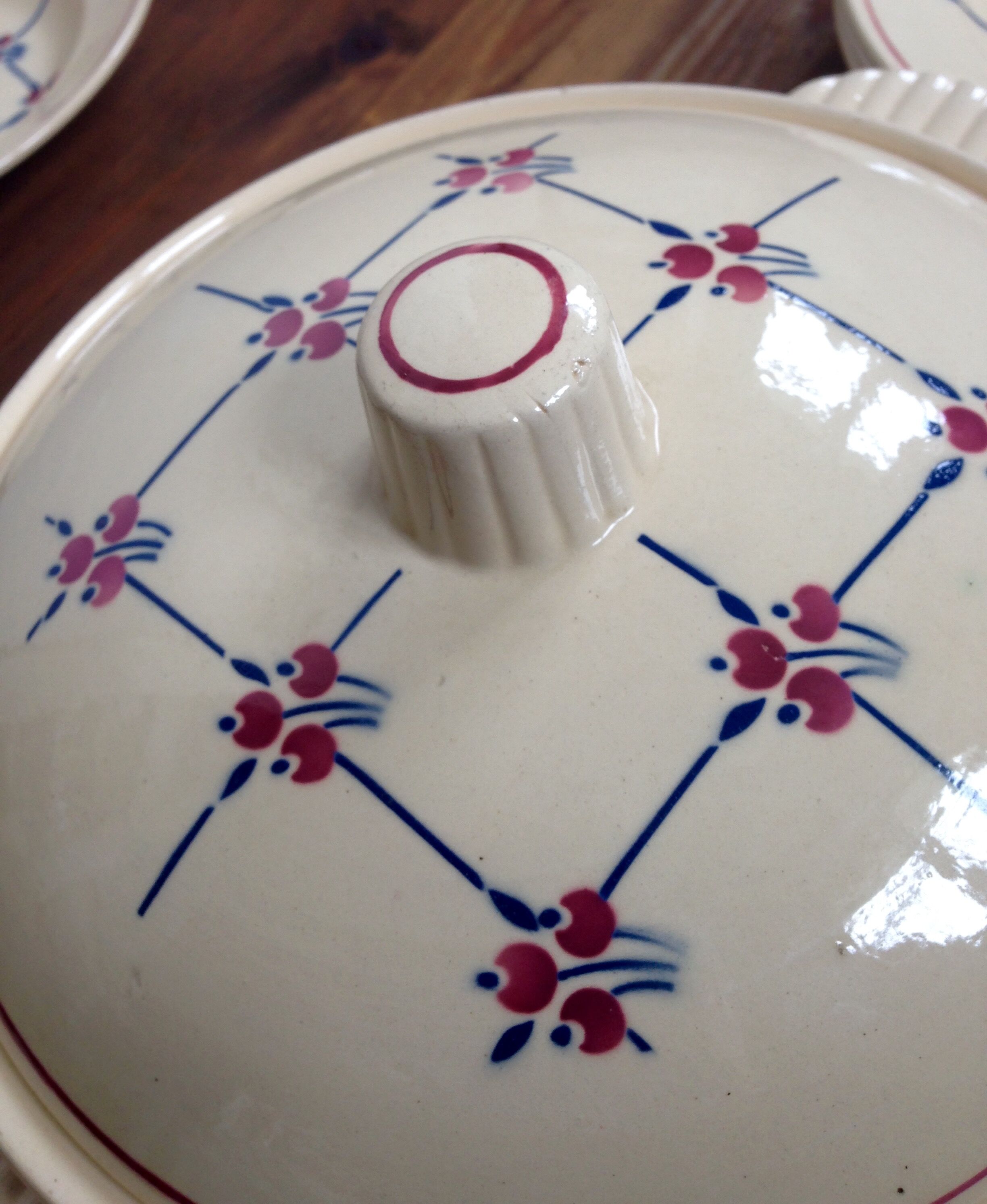 Soup plates and tureen Badonviller model Normandy circa 1940