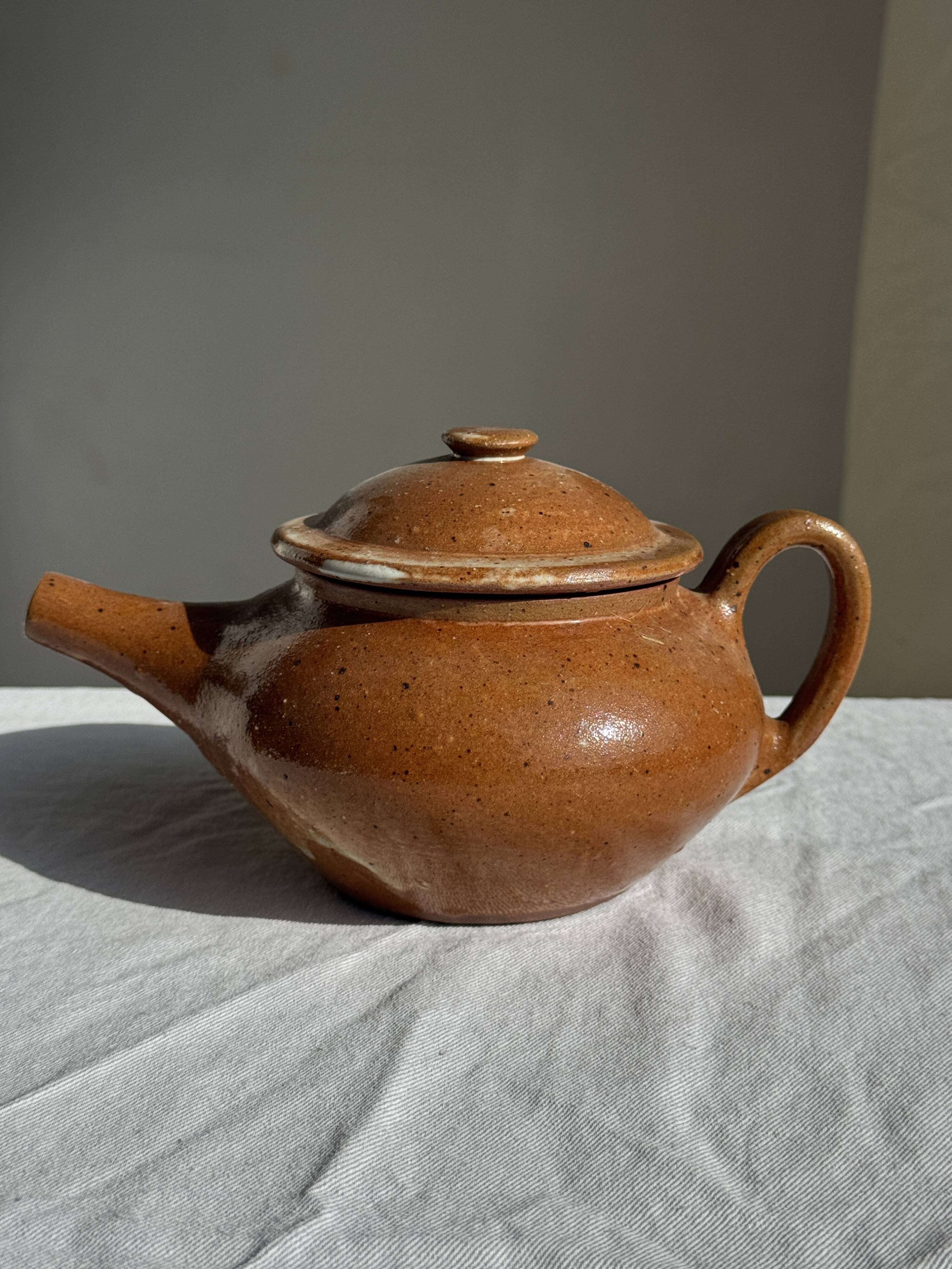 Mini teapot in stoneware H13 D15