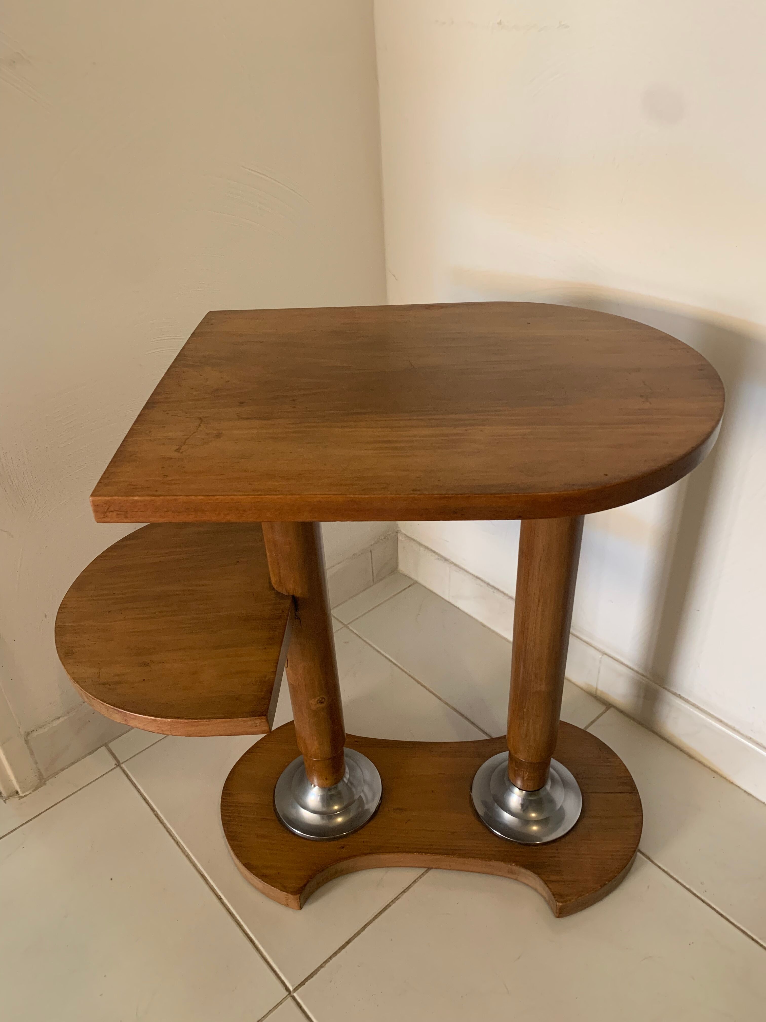 Art Deco pedestal table