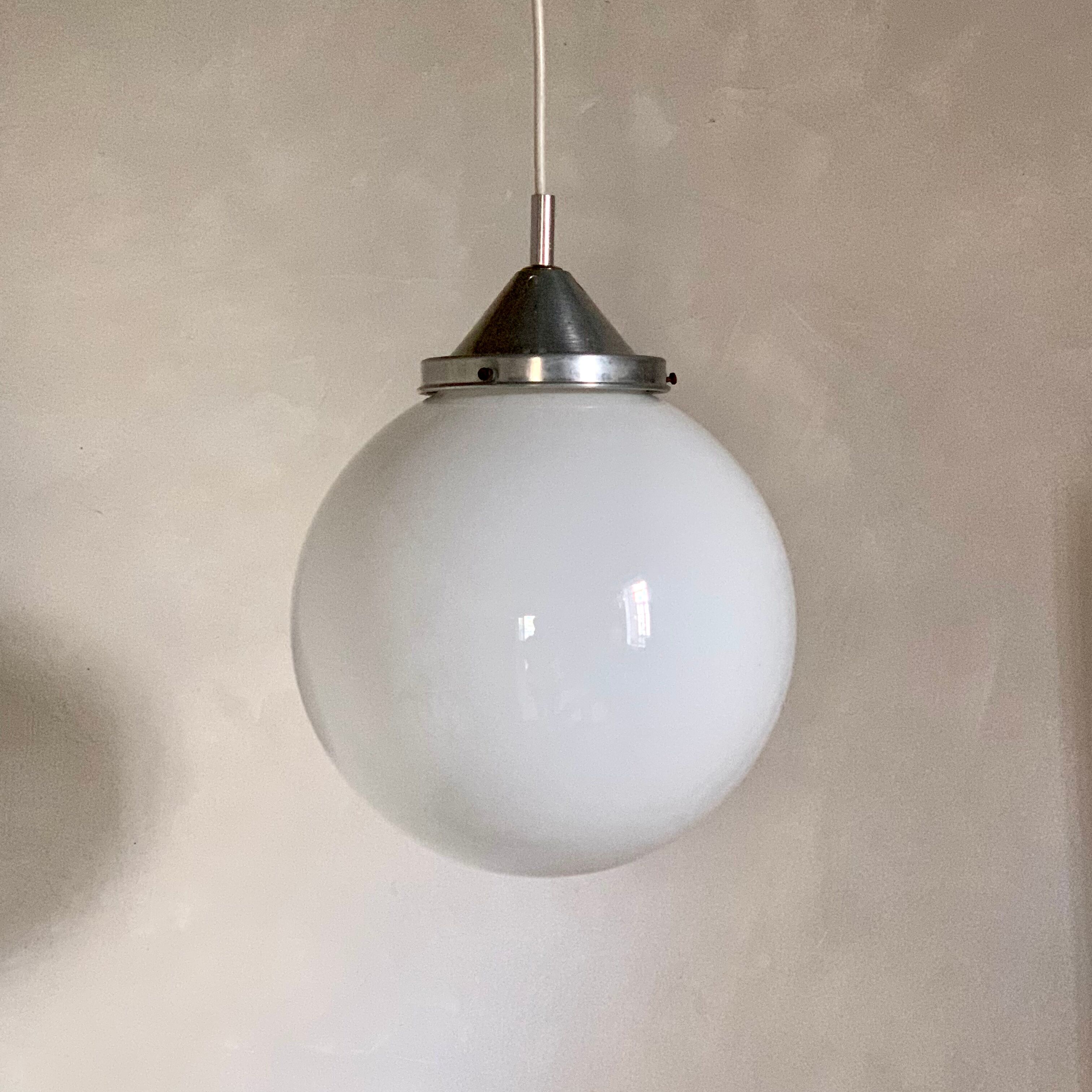 Vintage suspension ball opaline white diameter 30 cm