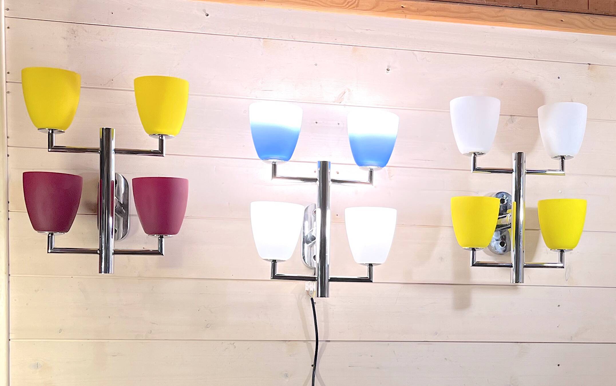 Fontana Arte, a 4-Light Wall Lamp, Murano Glass, Italy