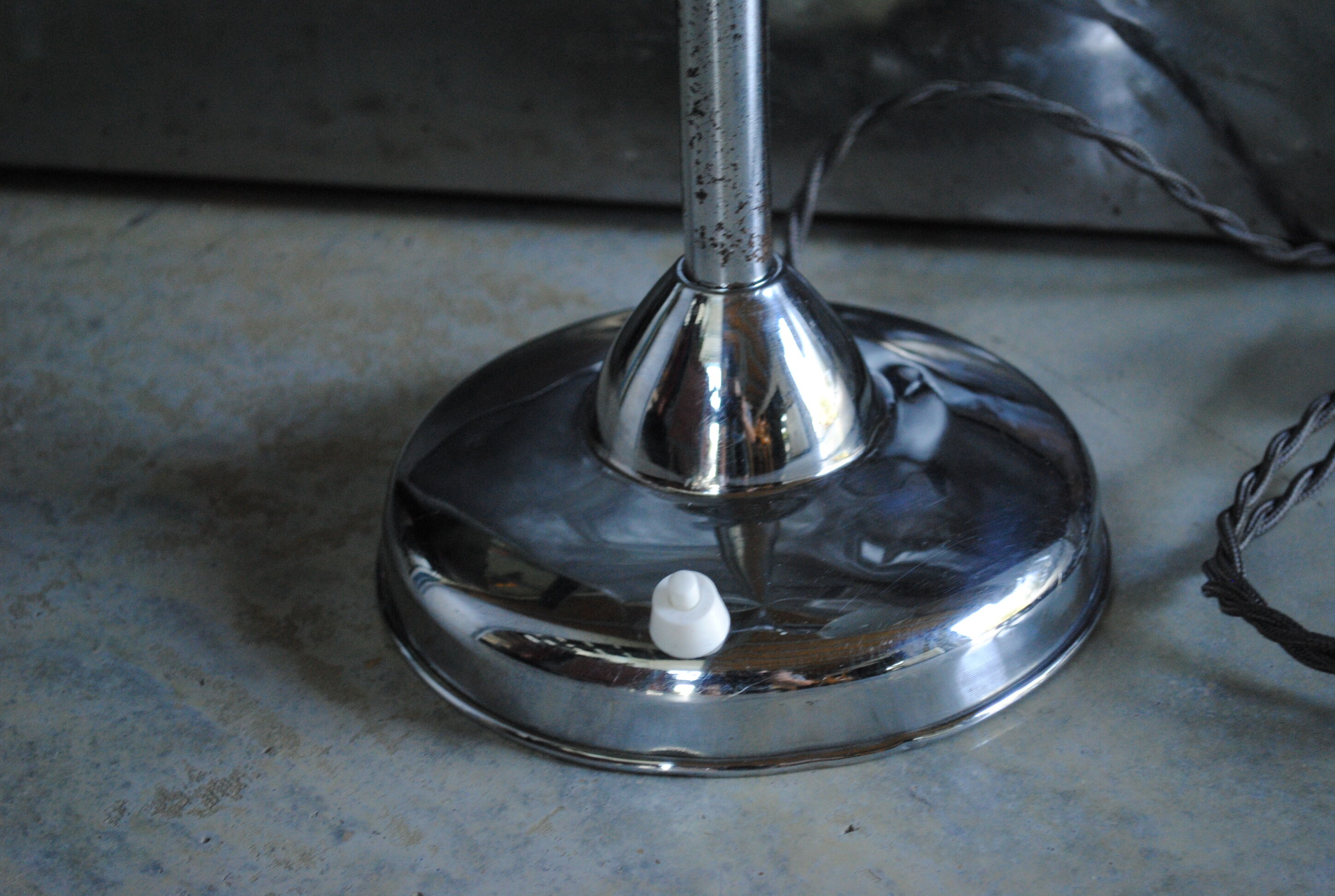 Articulated lamp