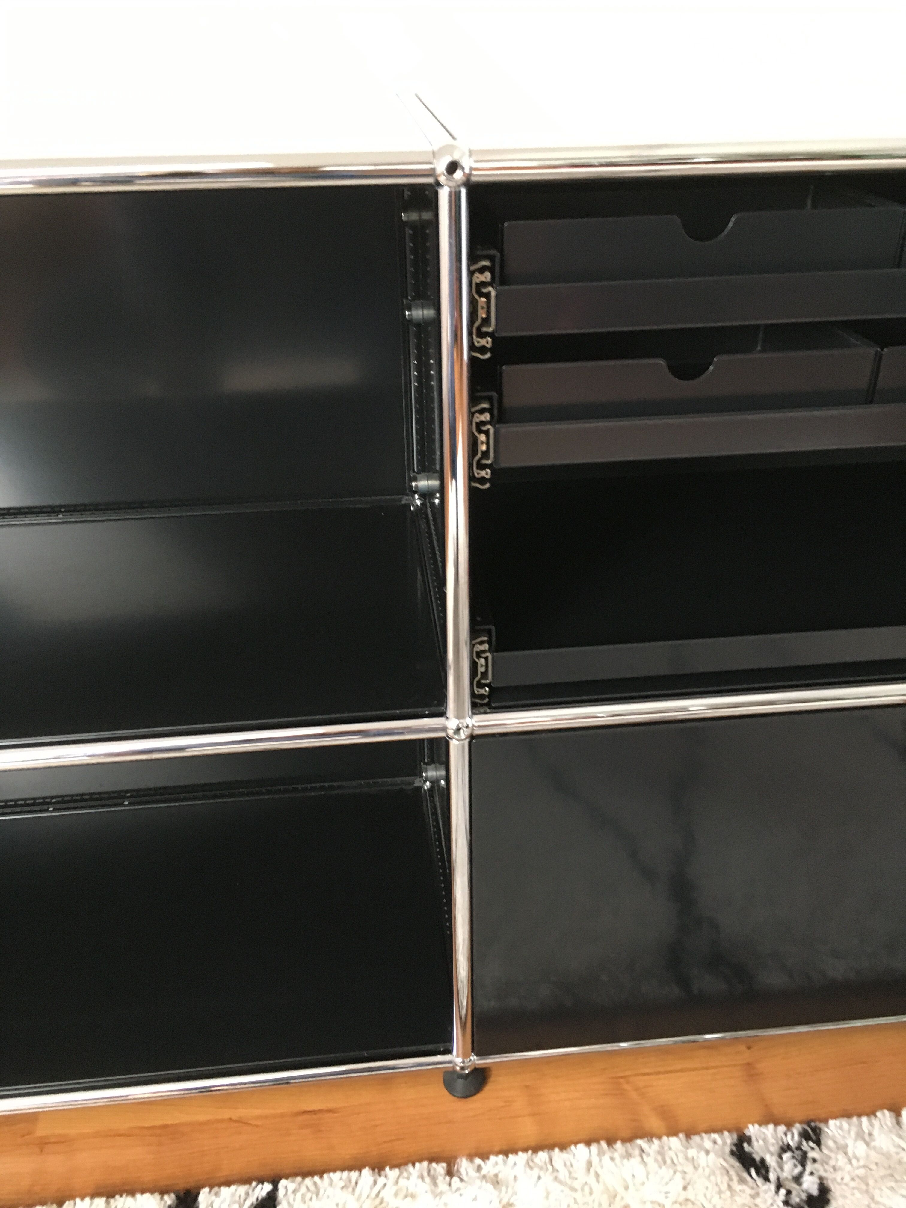 Furniture USM Haller design