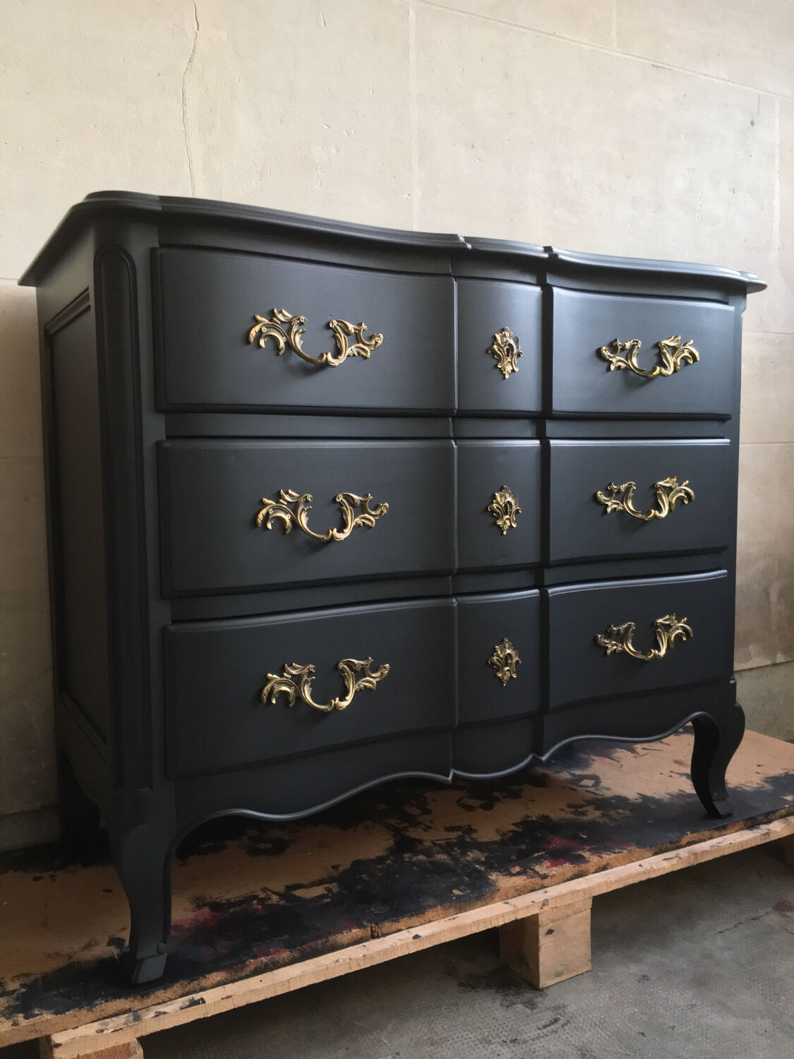 Commode vintage