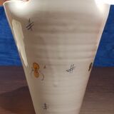 Vase in earthenware with Moustiers decoration