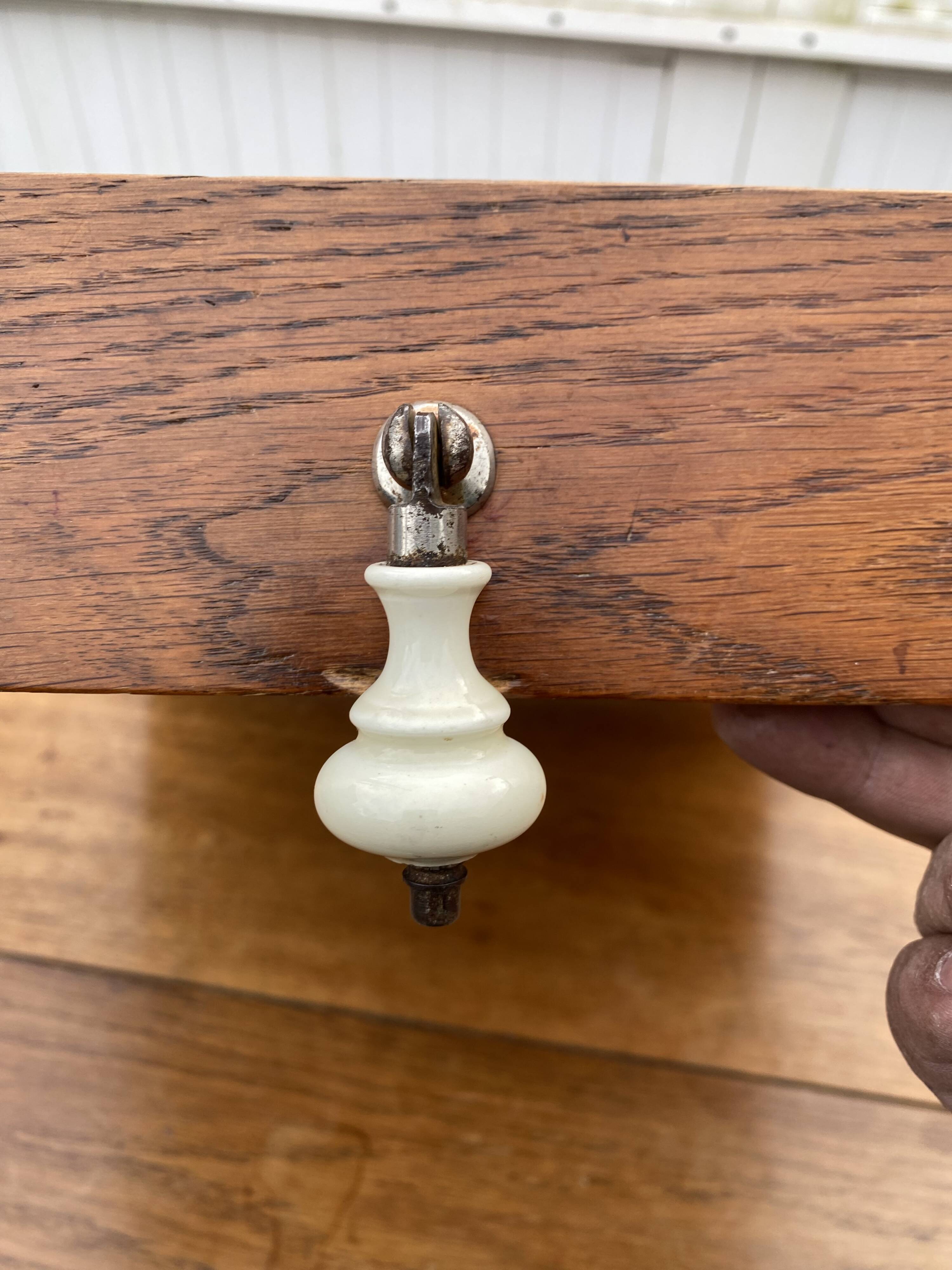 Farmhouse dining table for meals, made of solid oak, 1 drawer, 1950, 180x74cm.