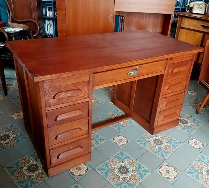 Old oak 1960 administration office