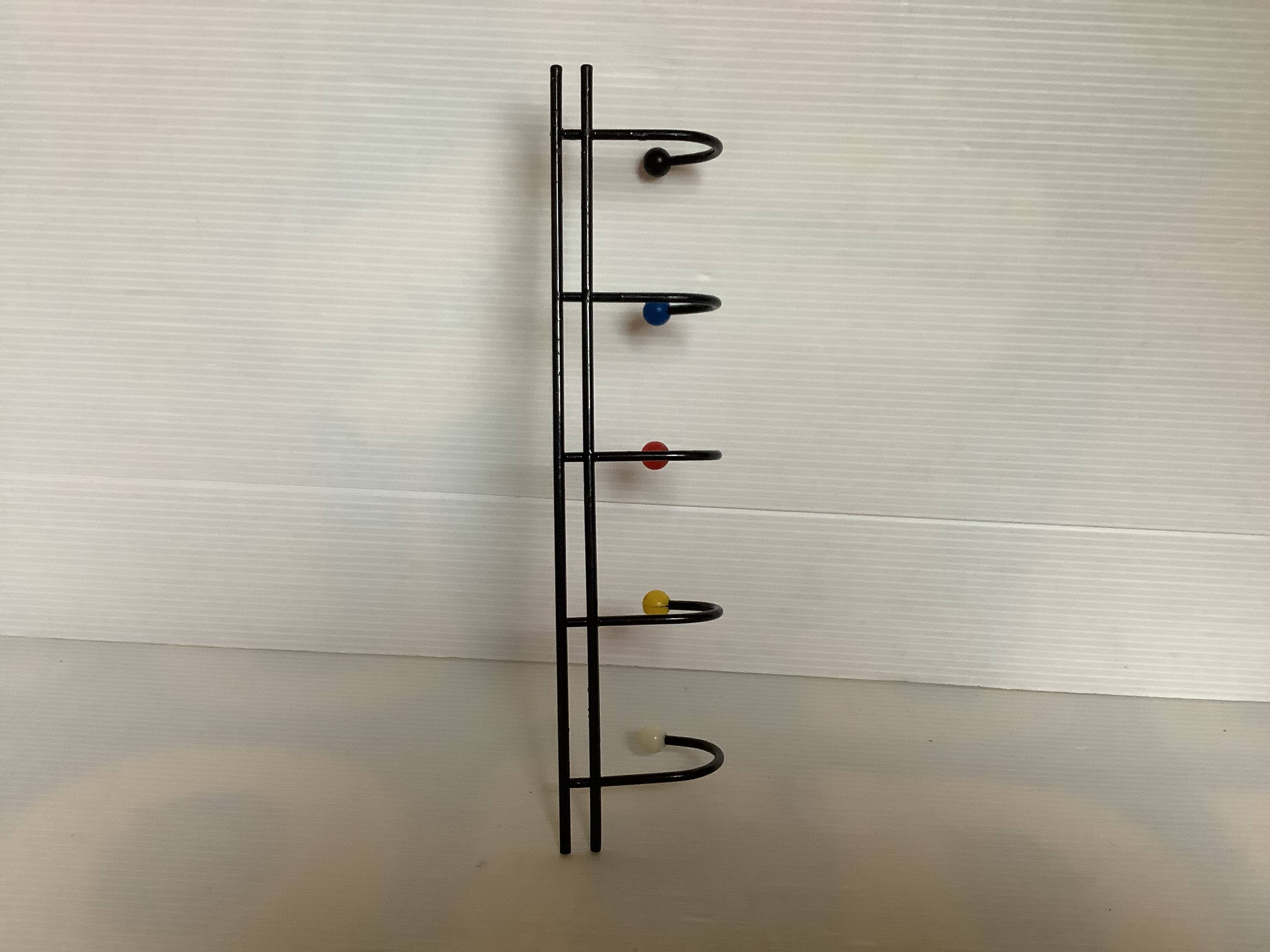 Memphis style tea towel holder from the 50s