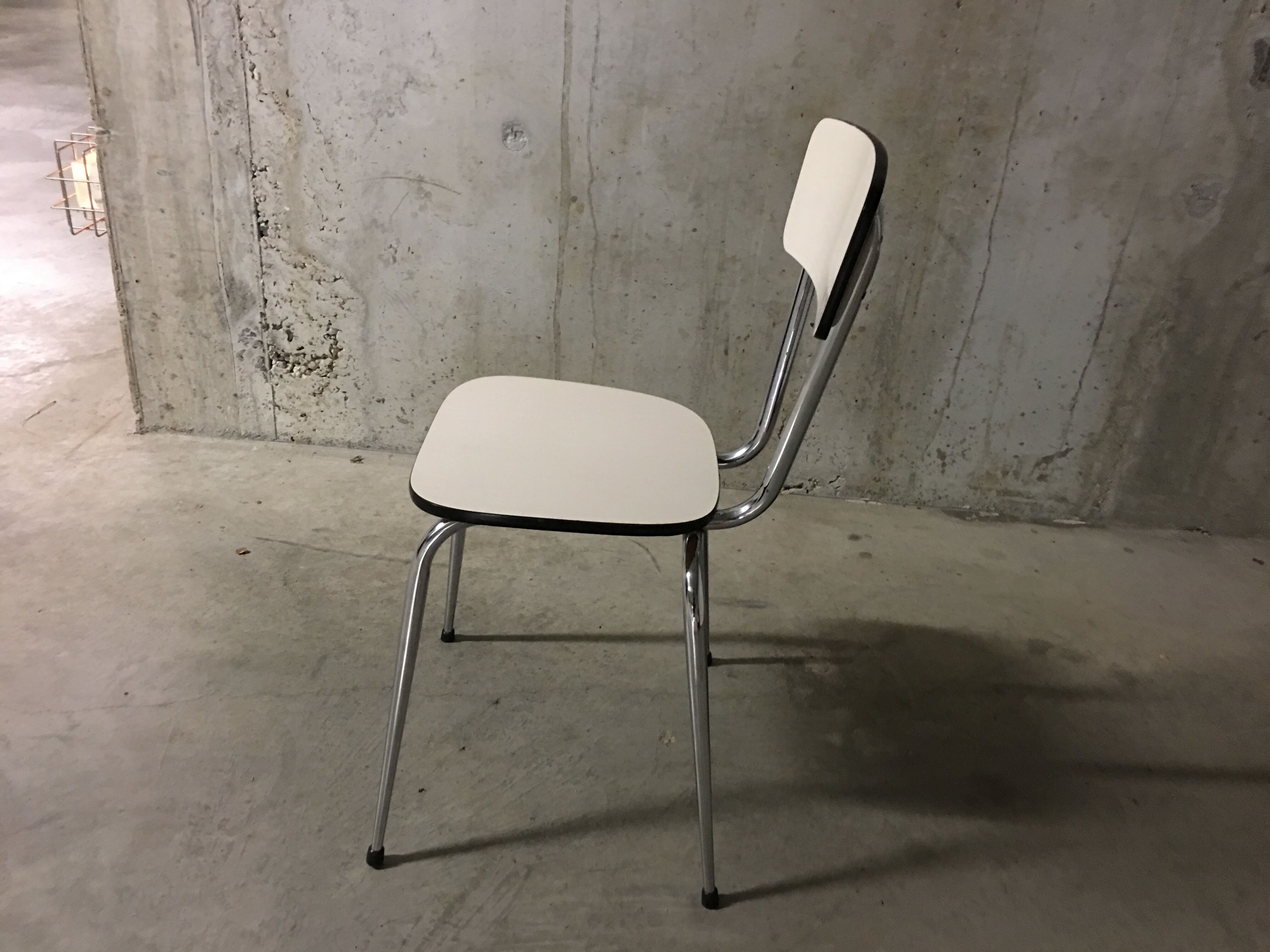 Formica 60s chair