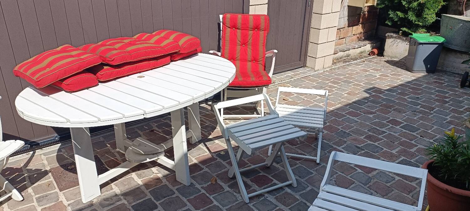 Vintage "triconfort" garden pool lounge