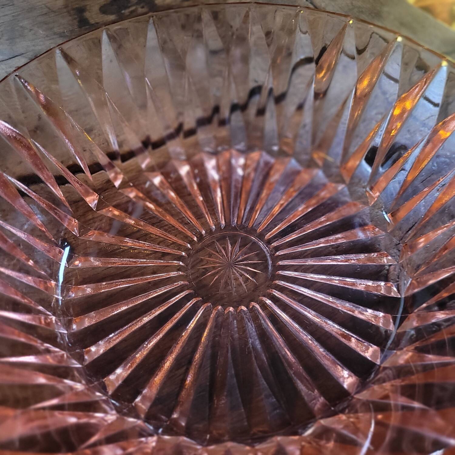 Art Deco pressed glass salad bowl in pink. 1930s–40s