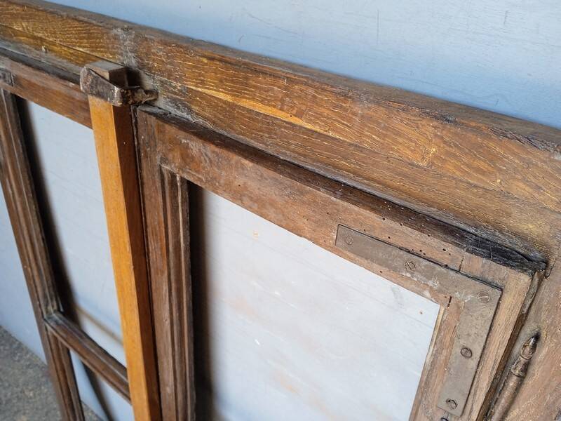 18th century chestnut window 107/83cm