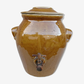 8L wine pot in vintage enamelled stoneware