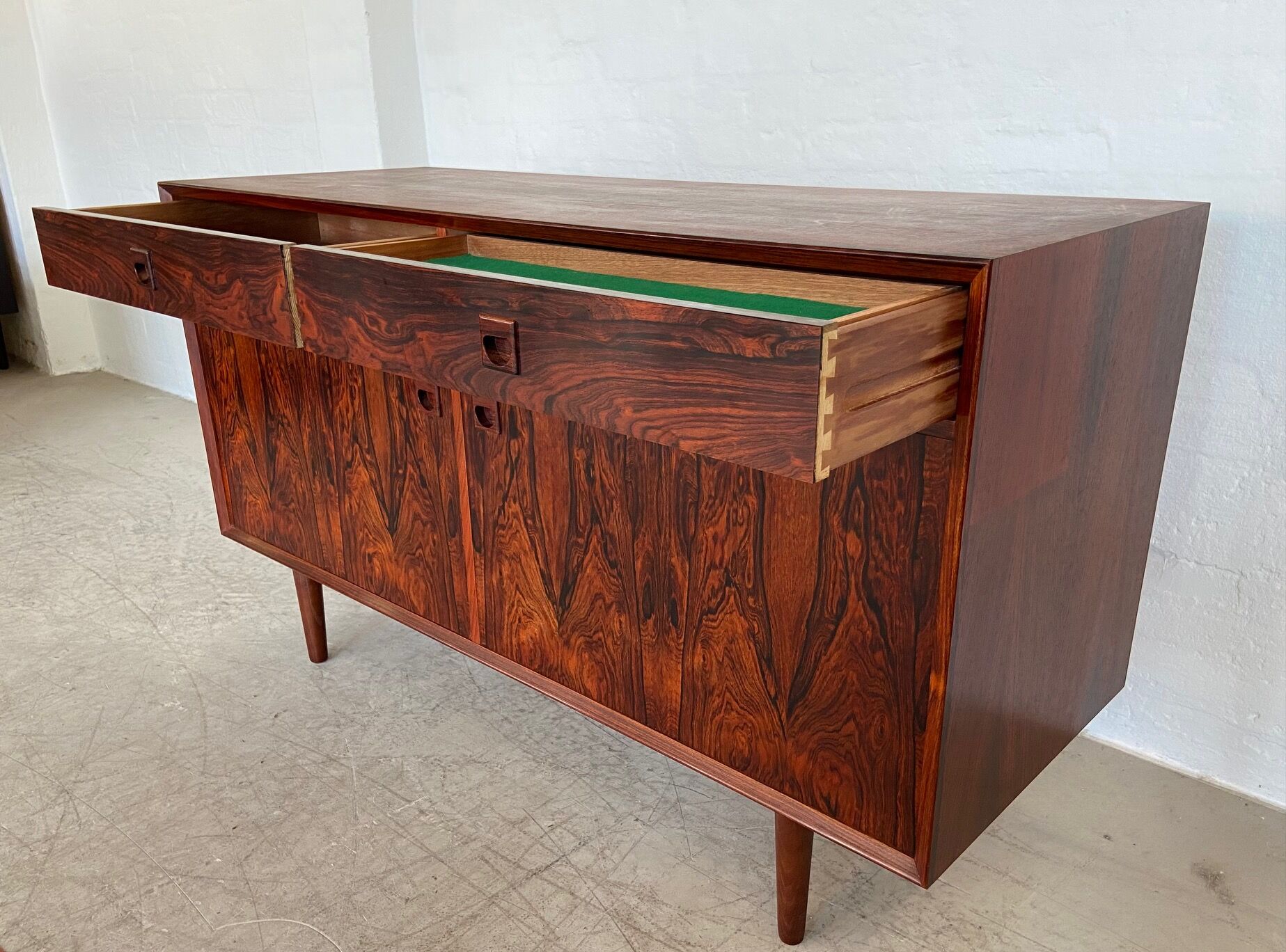 Buffet en palissandre danois vintage rétro des années 1960 par Brouers.