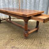 Farmhouse table with cat bar in solid oak with 1 drawer