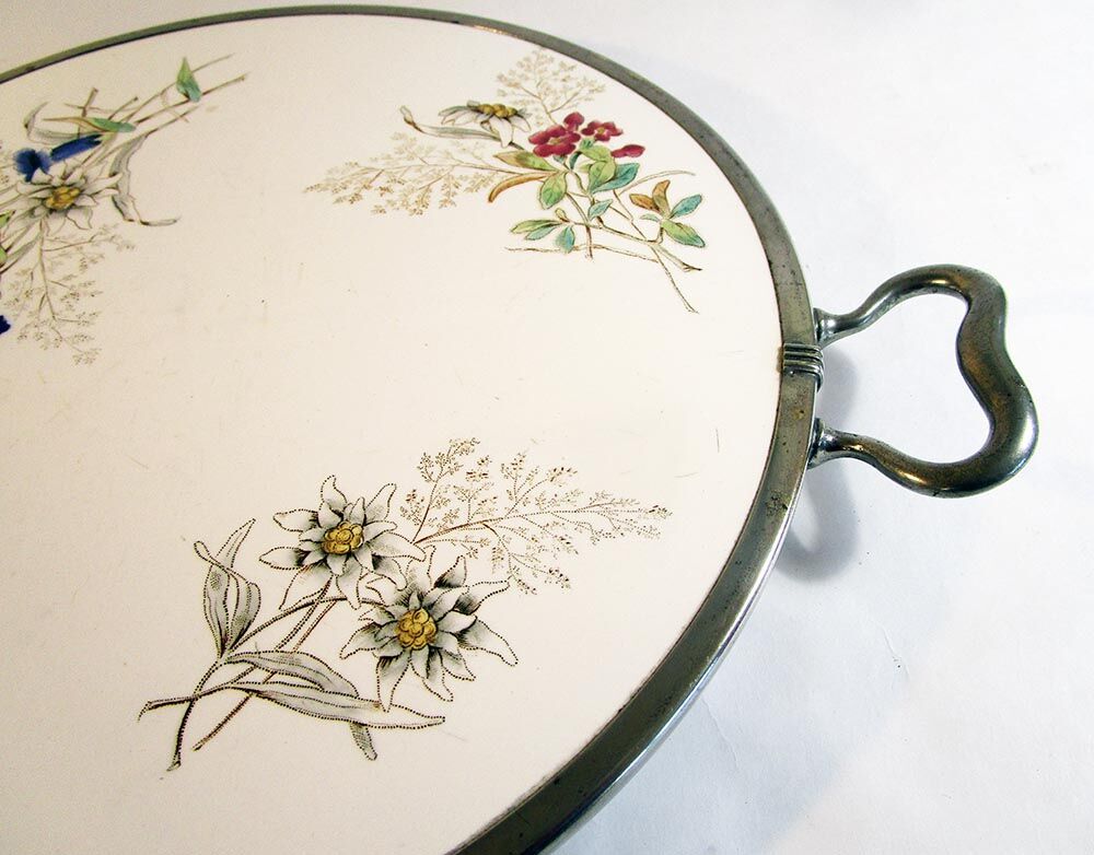 Round tray in earthenware and metal with handles