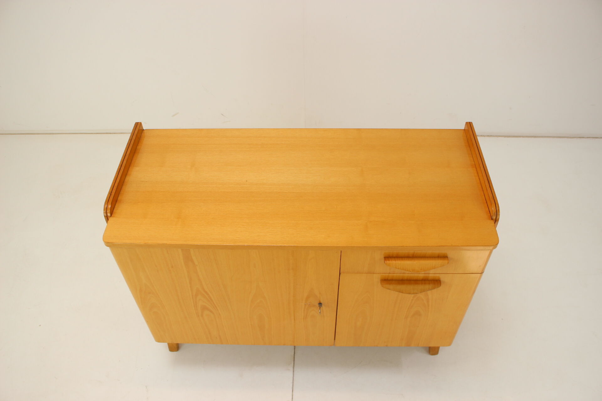 Mid-century cabinet high gloss by tatra pravenec, 1970s czechoslovakia