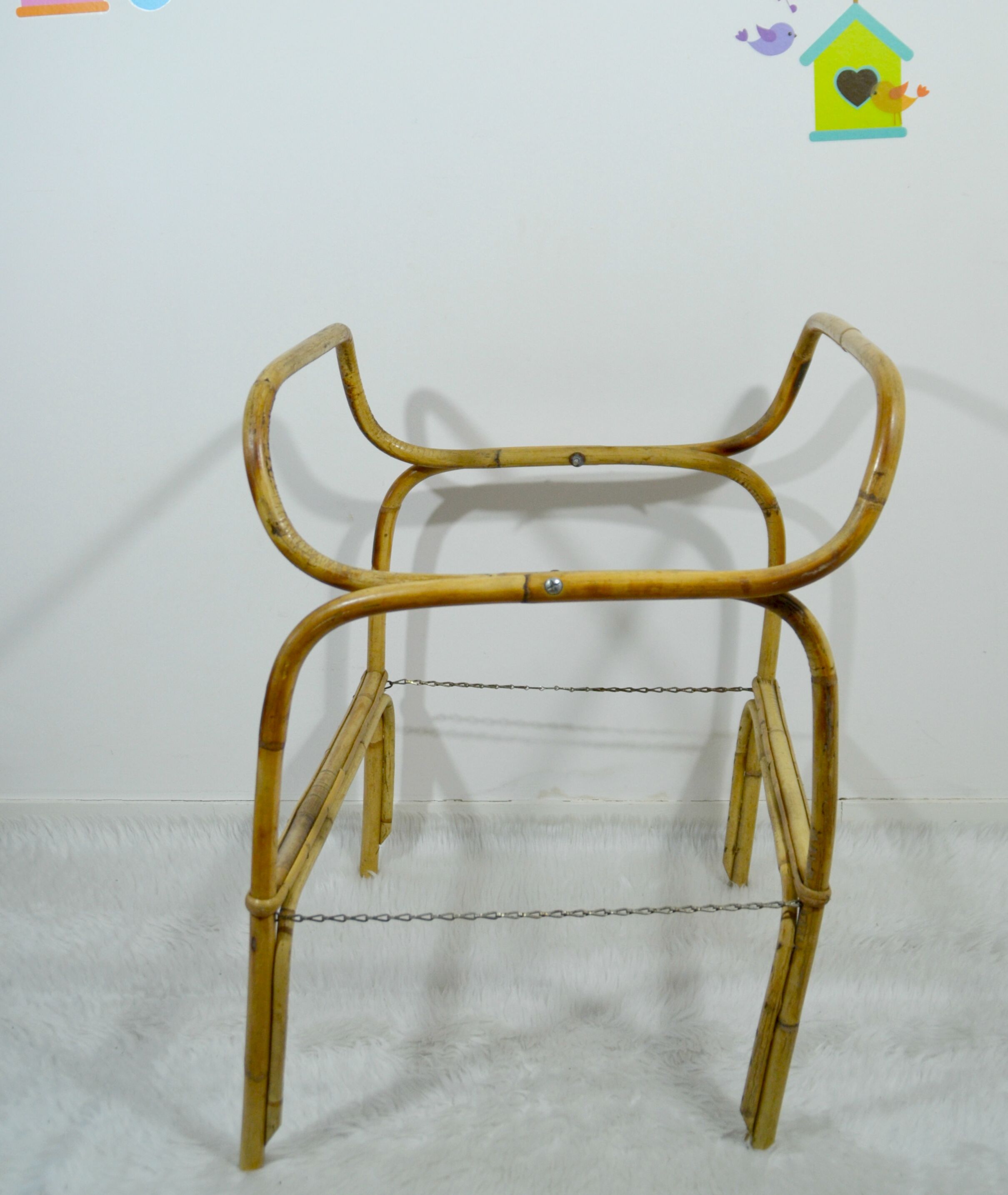Bassinet baby rattan on foot