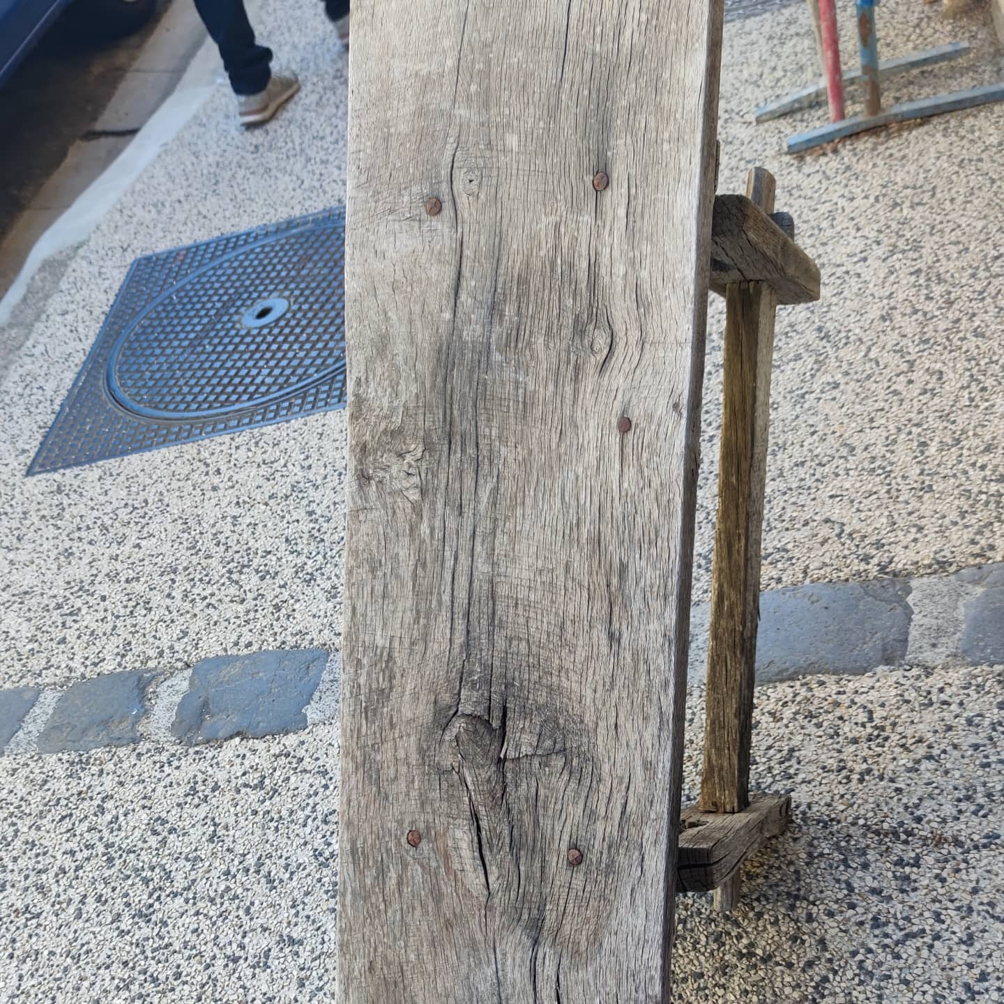 Oak bench style high period garden patina