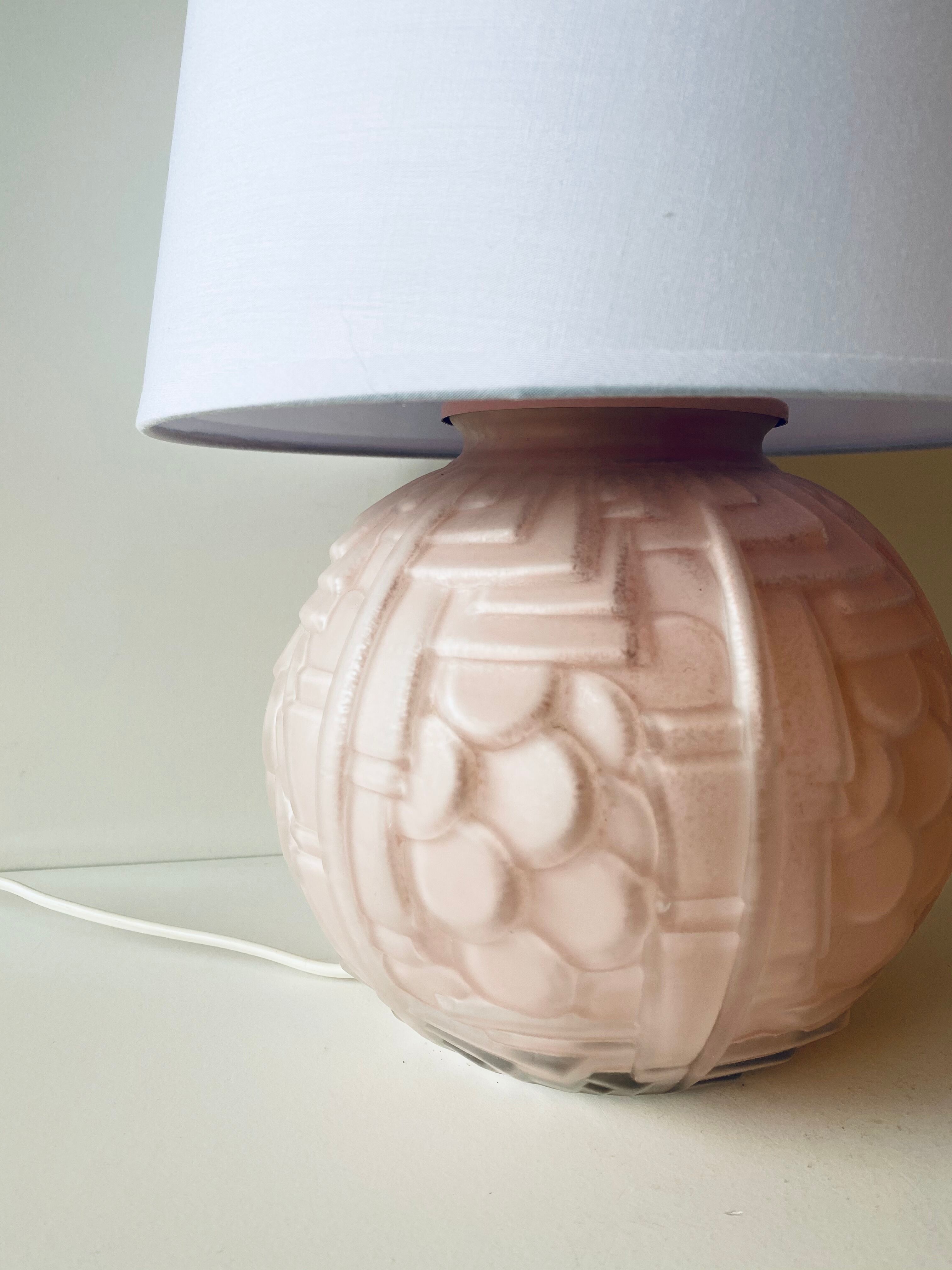 Art deco lamp in powder pink glass