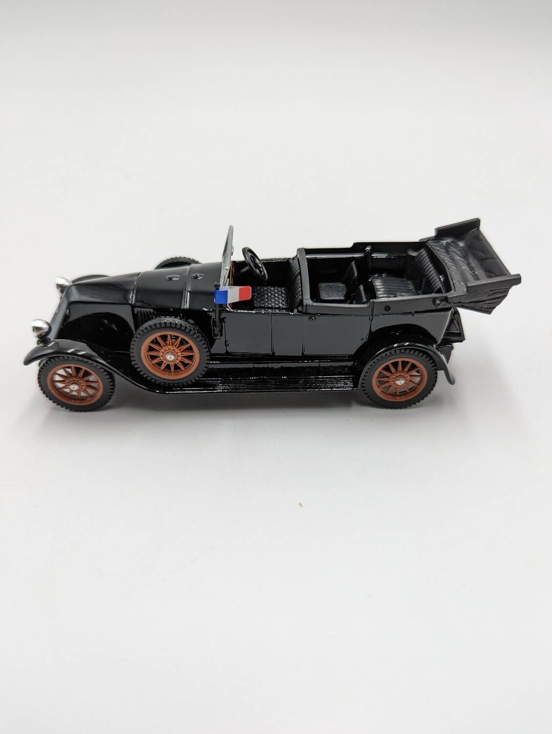 Renault 40 CV presidential 1923 1/43rd