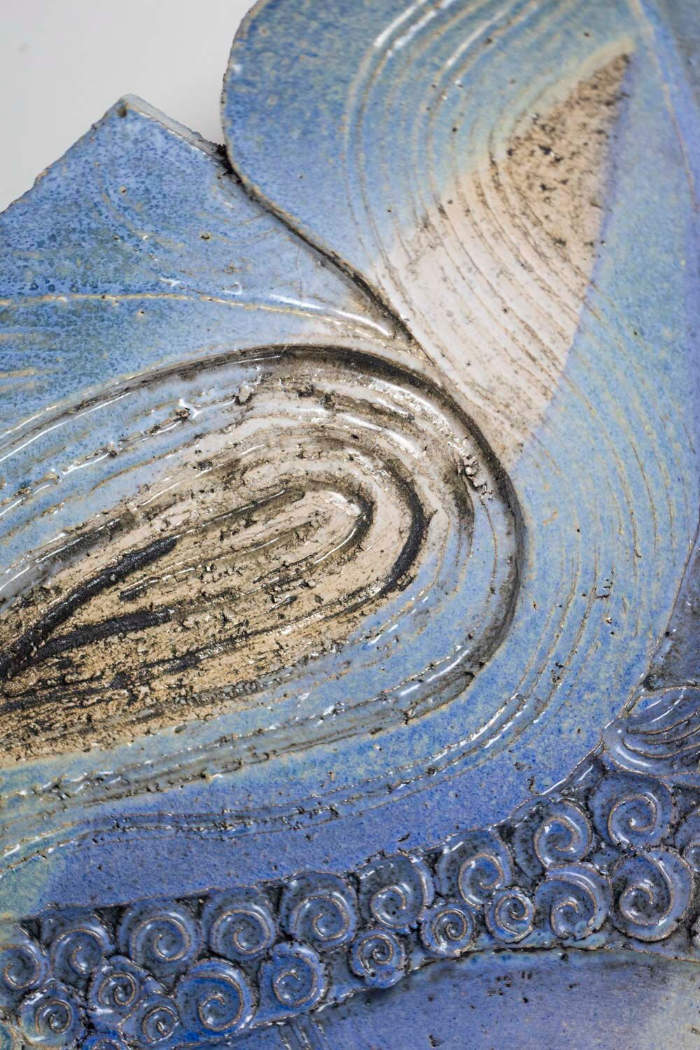 Plat en céramique, année 2004, Jean Derval