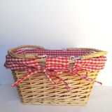 Wicker basket with handles