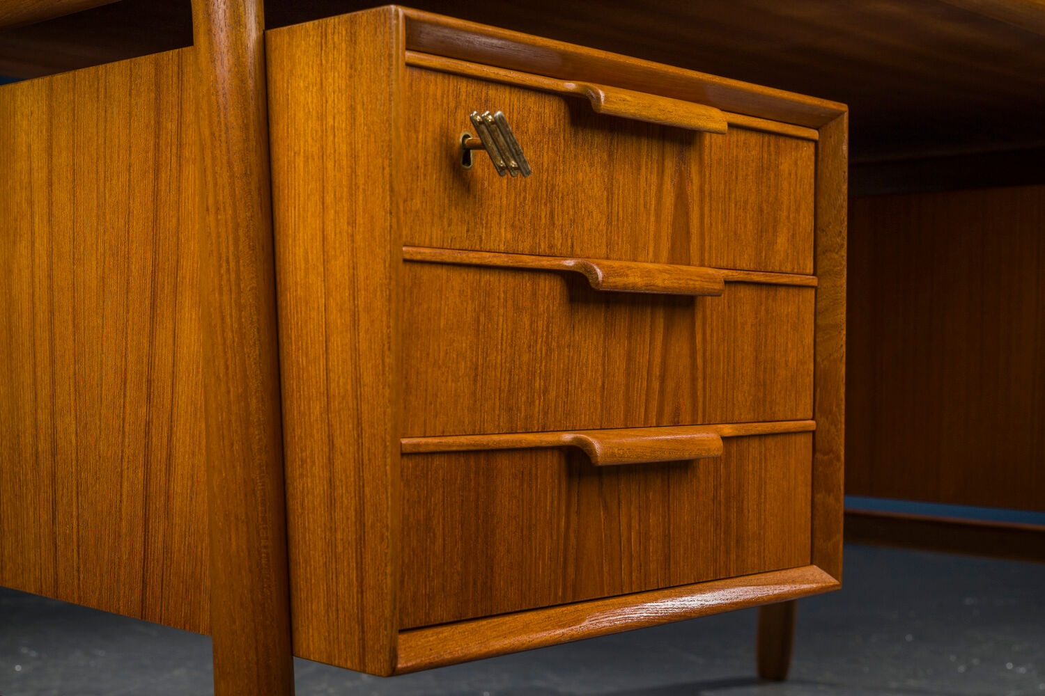 Mid-Century teak model 75 desk from Omann Jun, 1960s