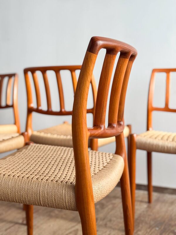 4 chaises danoises par Niels O. Møller, JL. Moller # 83, années 1960
