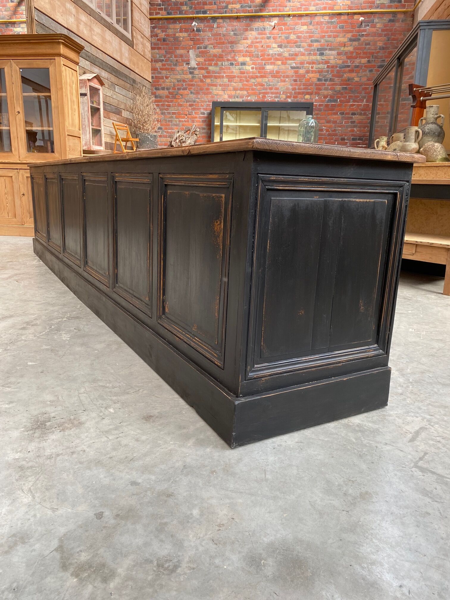 Patinated trading post