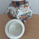 Delft earthenware covered vase