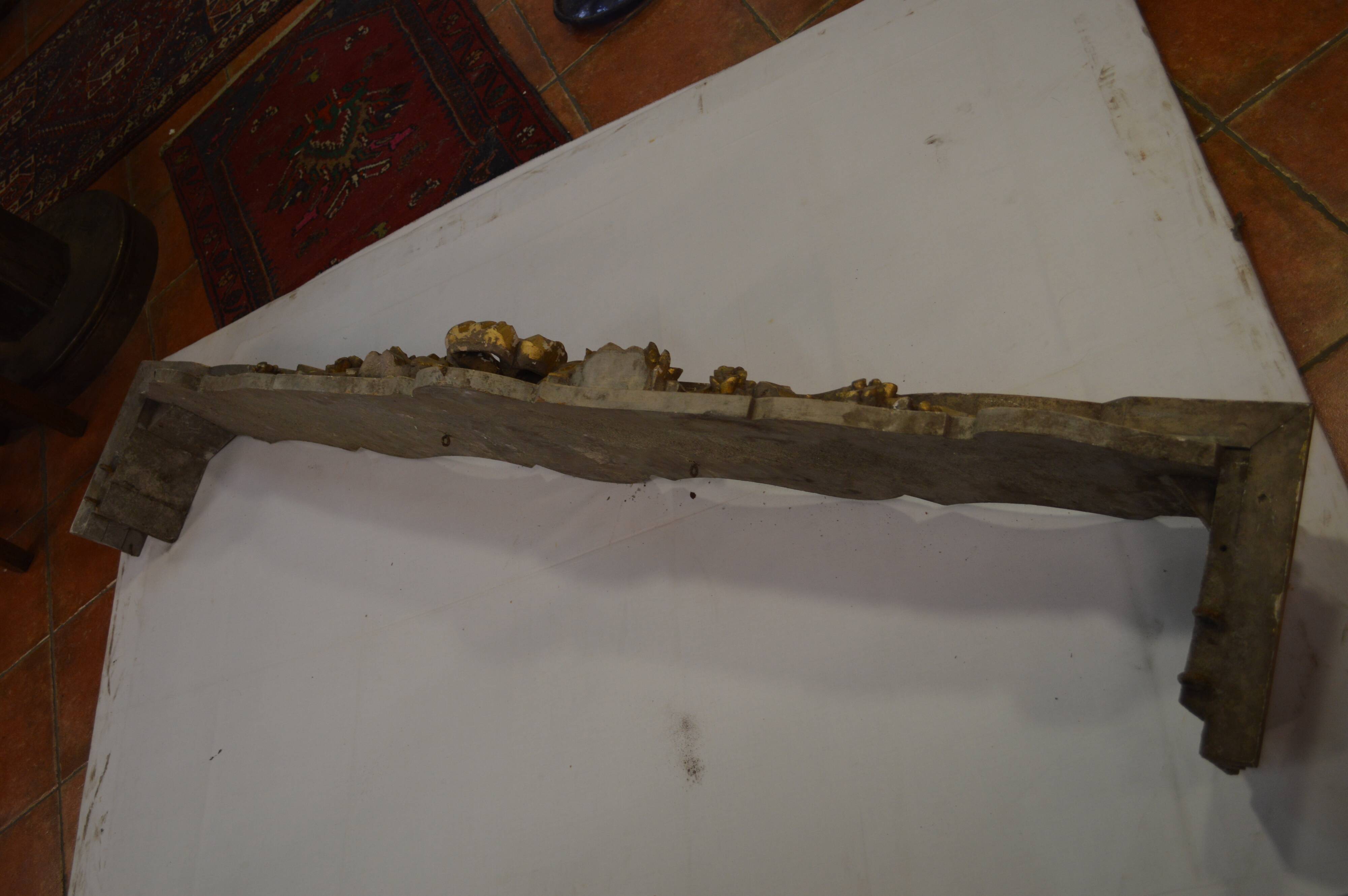 LOUIS XV style ledge in carved and patinated wood