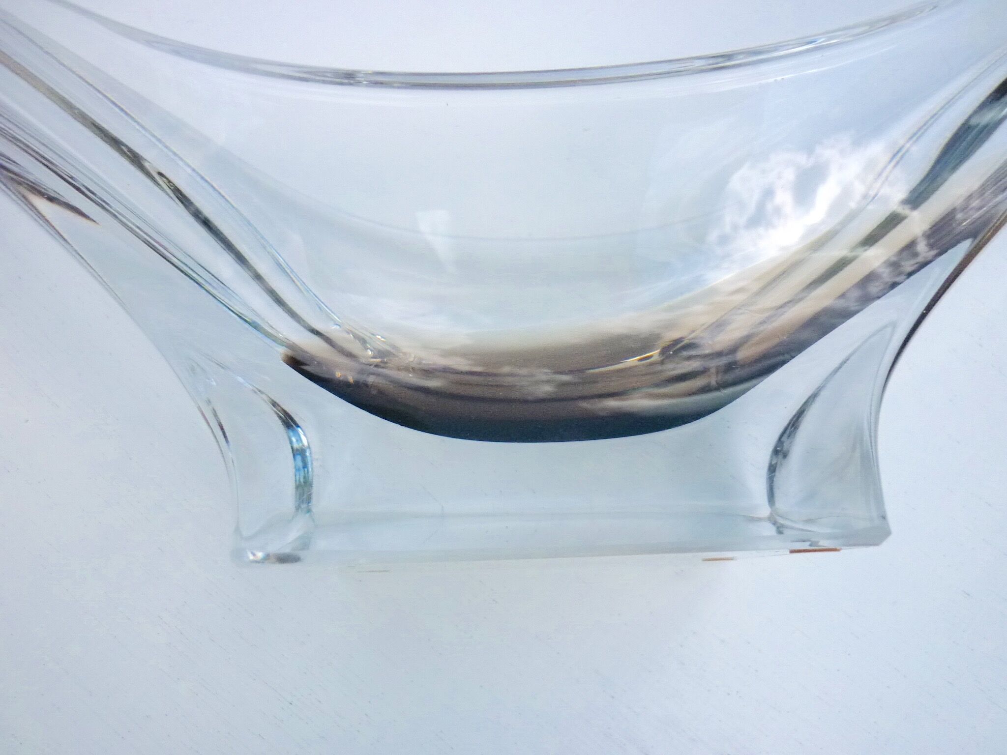 Cut fruit in stretched glass of the 70s