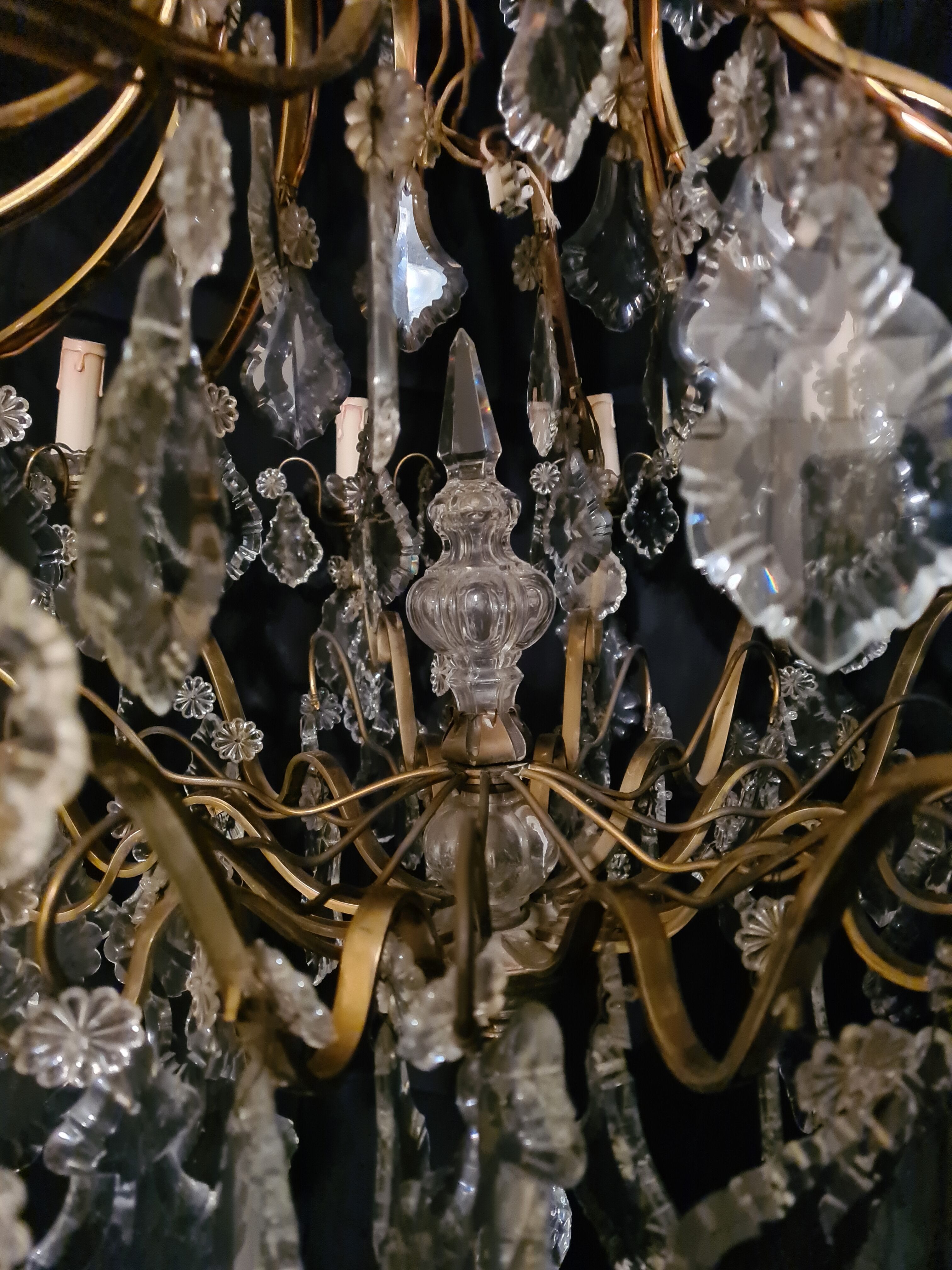 House Lucien Gau's gilded bronze and crystal chandelier