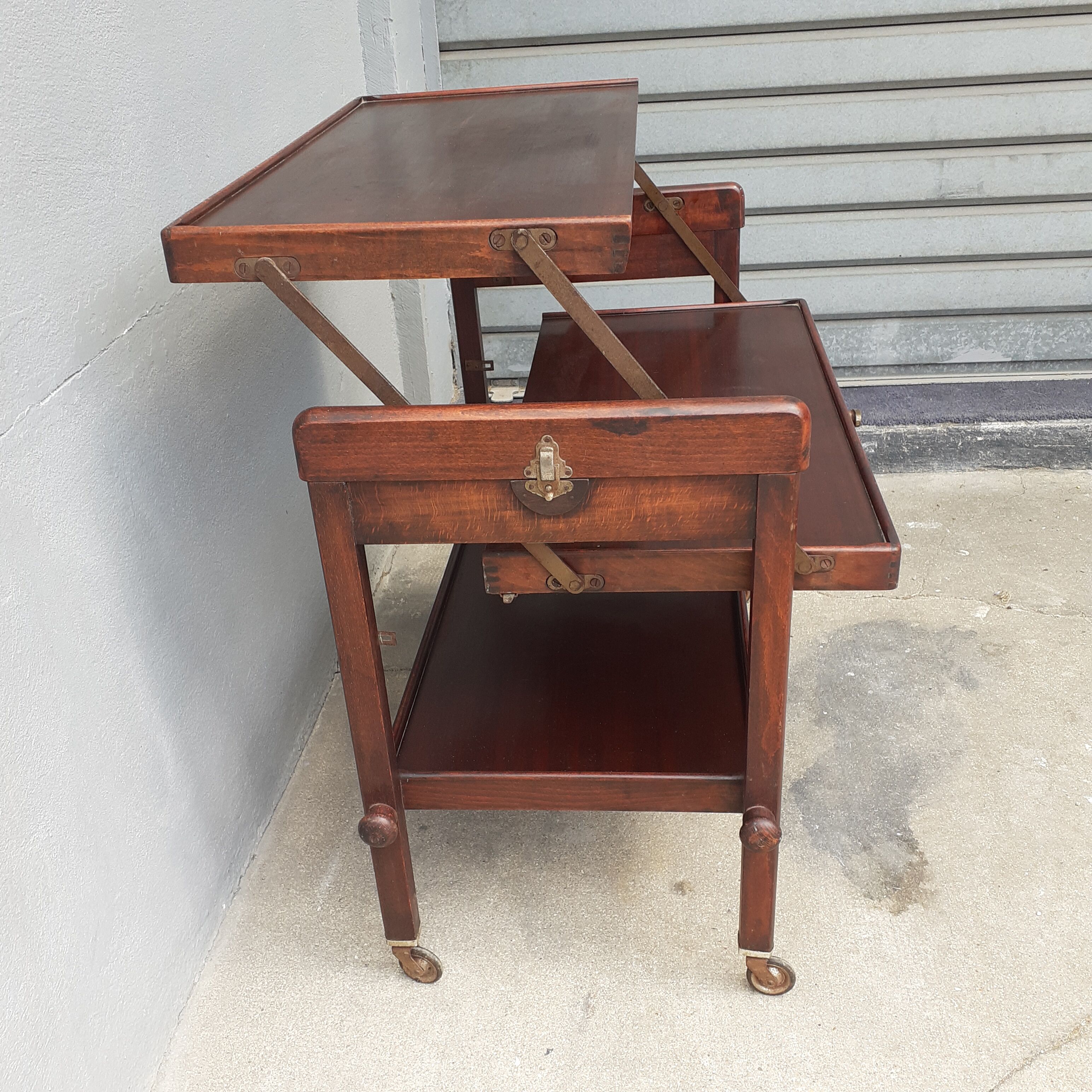 Table desserte "Geisha"