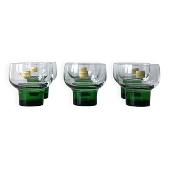 Set de 6 verres à eau sur socle vert large - en verre.