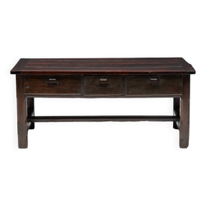 Etabli brutaliste Wabi