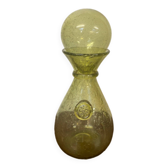 Biot carafe in blown glass with stamped anise green color conical cap