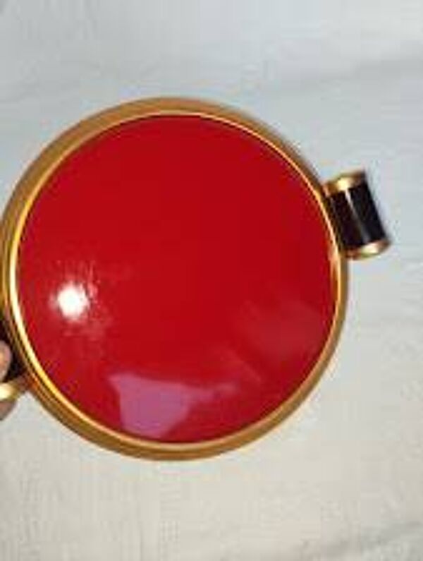 Plateau Art déco en verre rouge et laiton – poignées bakélite, vers 1930