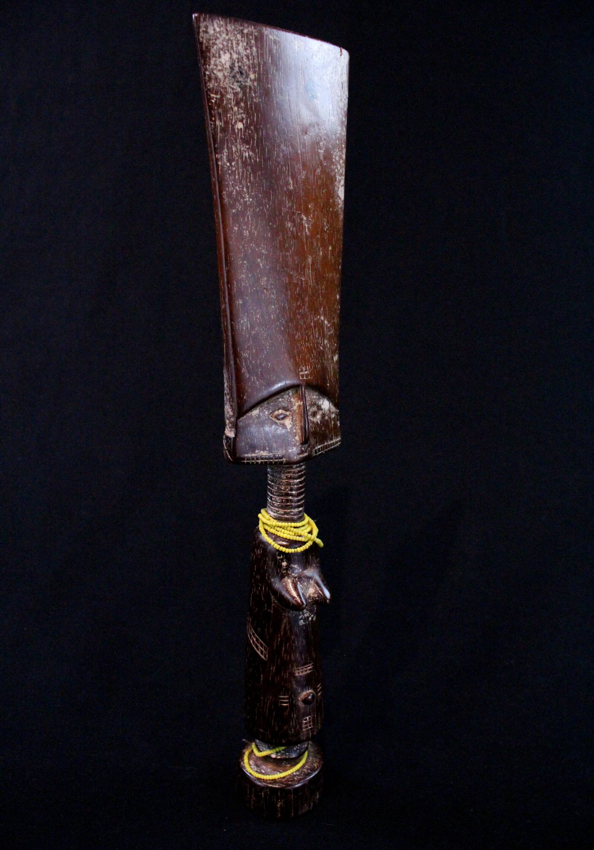 African Art Africa Tribal - Fanti Ethnic Fertility Doll from Ghan on base - 36 cms