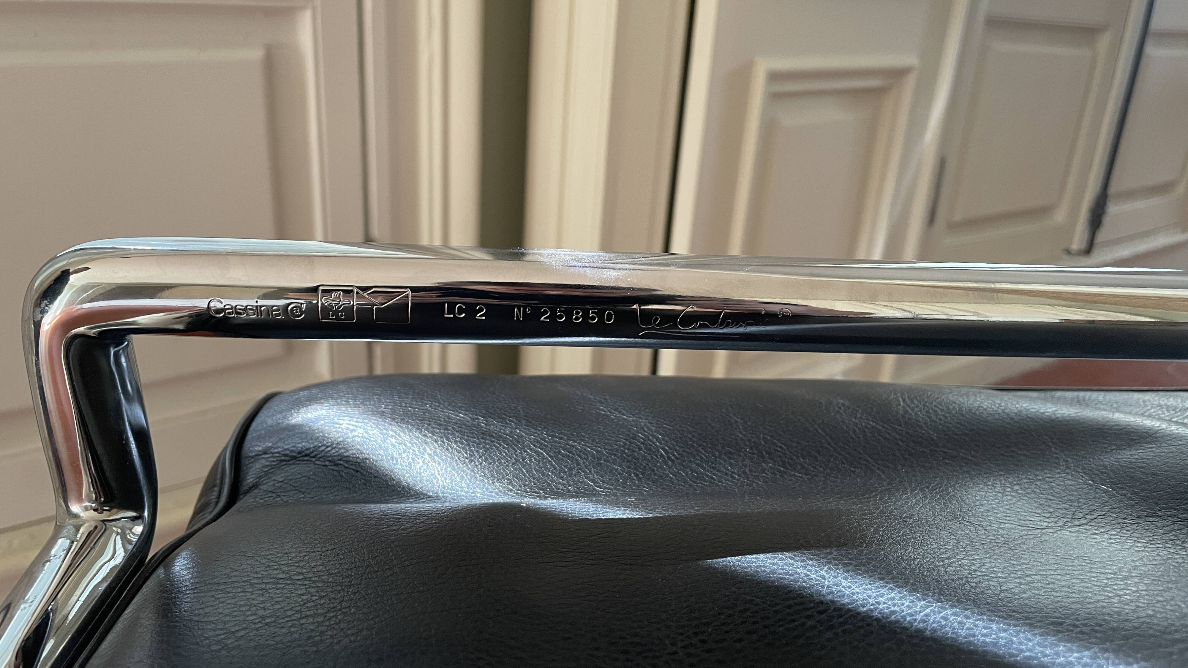 Pair of armchairs LC2 Perriand Jeanneret Le Cobusier Cassina edition