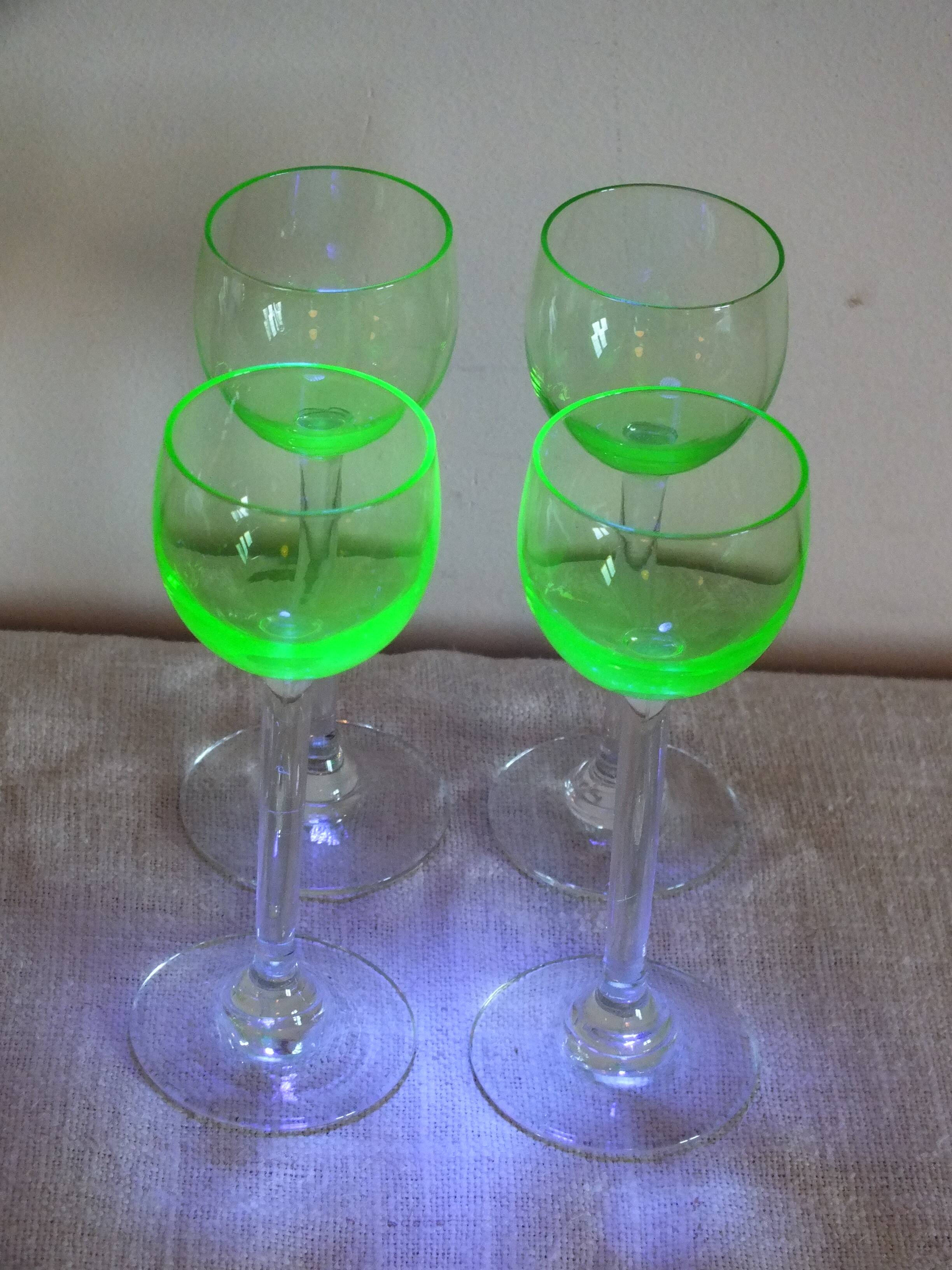 4 old uraline liqueur glasses