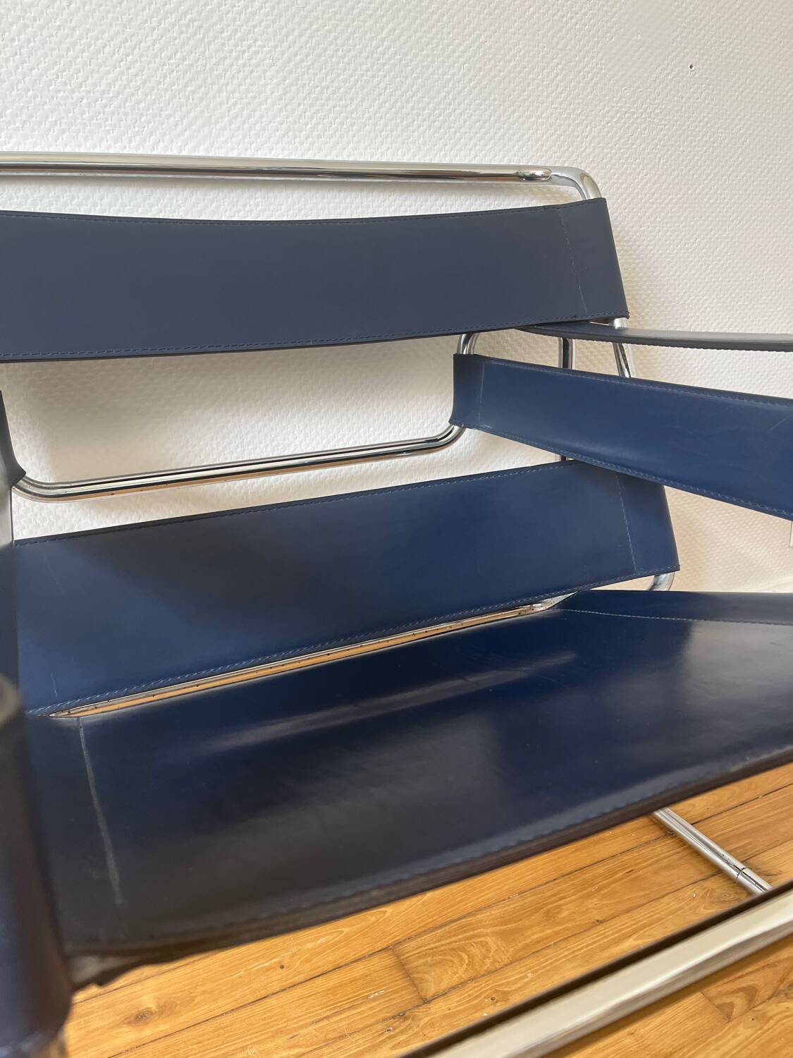 Wassily armchair by Marcel Breuer, midnight blue, Italian edition