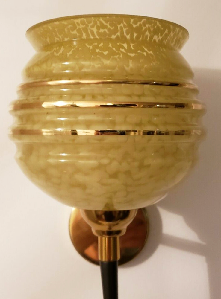 Yellow ochre speckled wall lamp, Clichy opaline, 40s