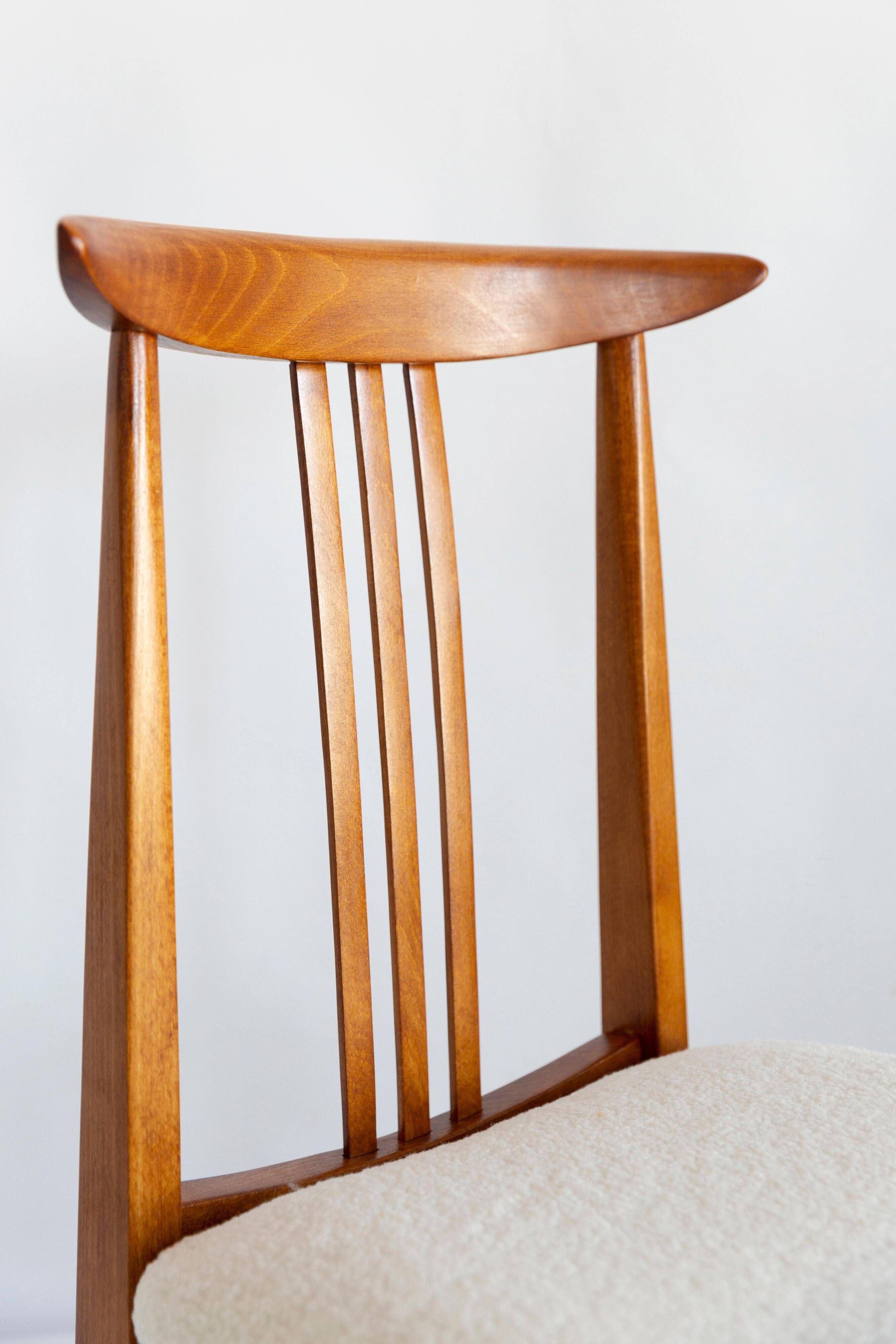 Light Bouclé Chair Mid-Century Modern, Design by M. Zielinski, Europe, 1960s