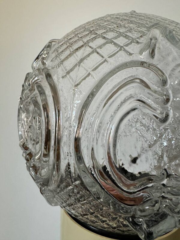 Globe verre pressé années 60