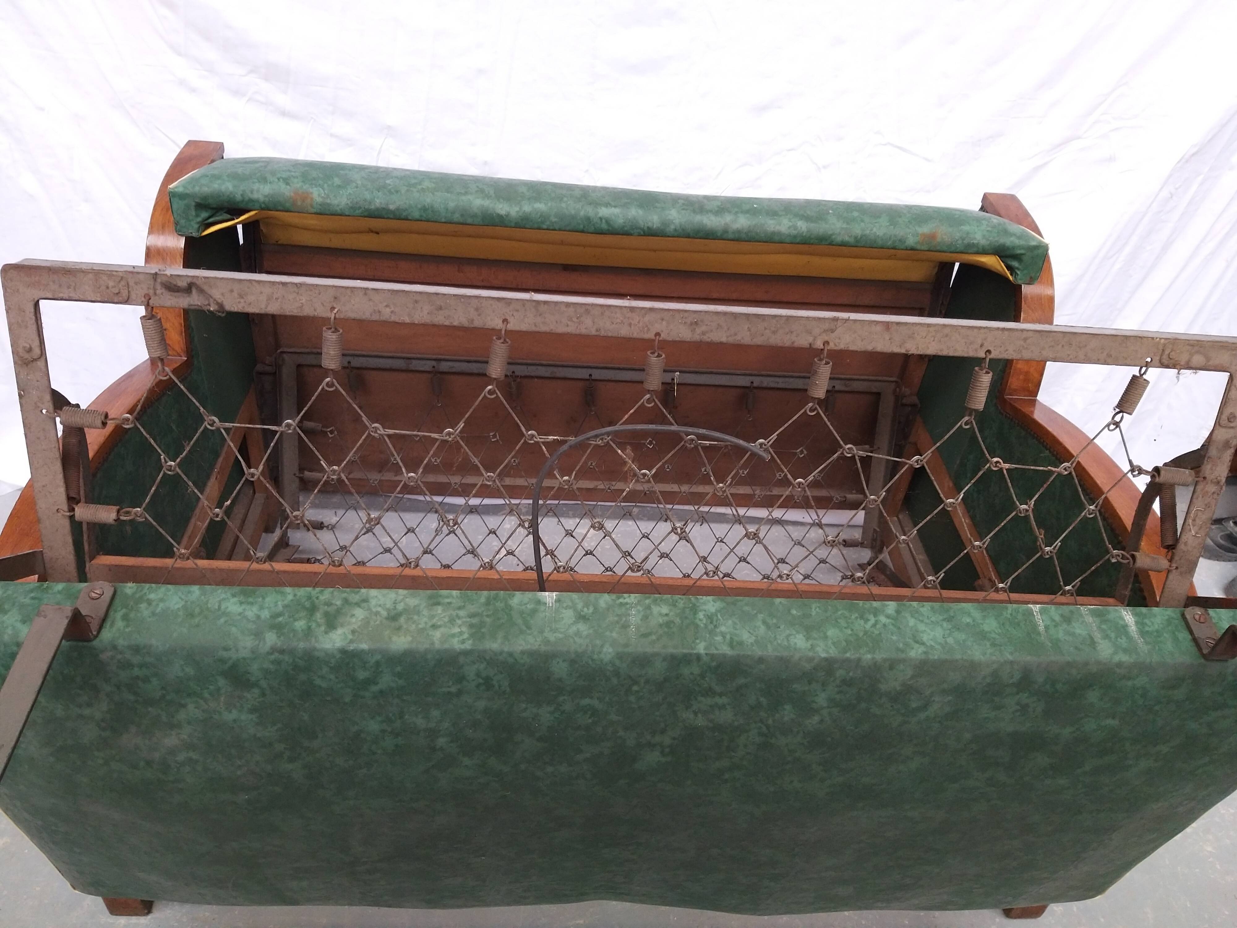 Club convertible Art Deco sofa